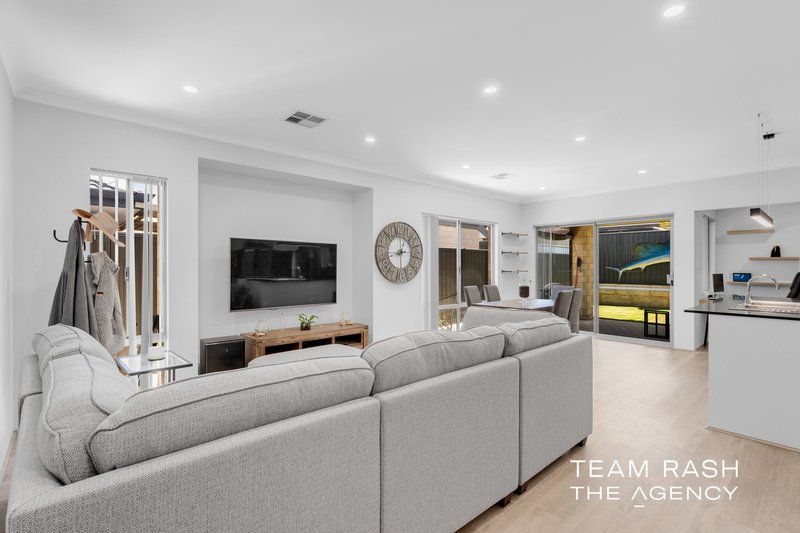 Photo - 26 Castlereagh Way, Brabham WA 6055 - Image 12