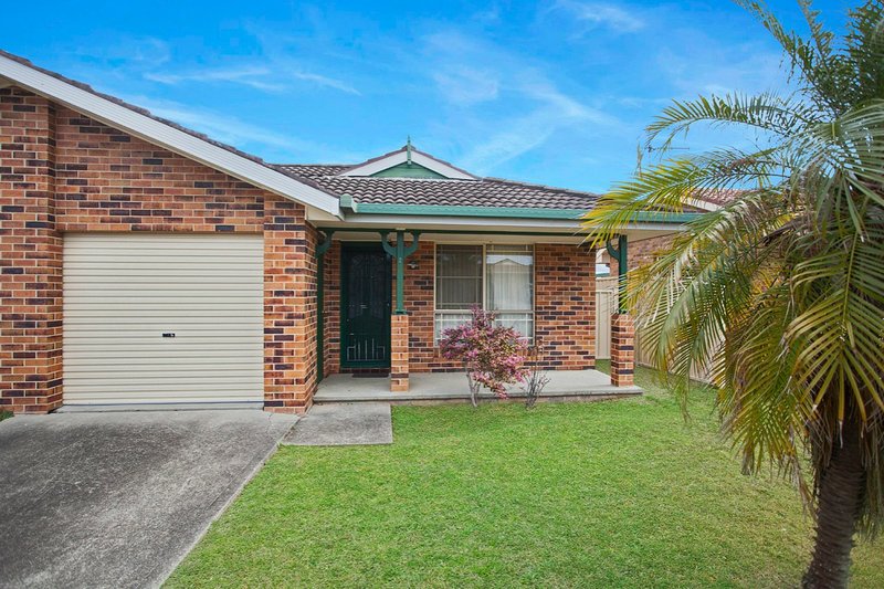 Photo - 2/6 Casuarina Close, Old Bar NSW 2430 - Image 2