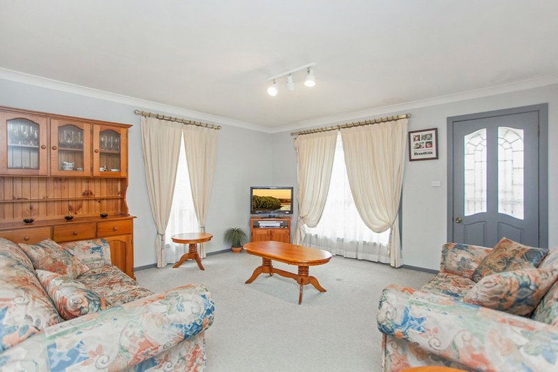 Photo - 2/6 Casuarina Close, Old Bar NSW 2430 - Image 4