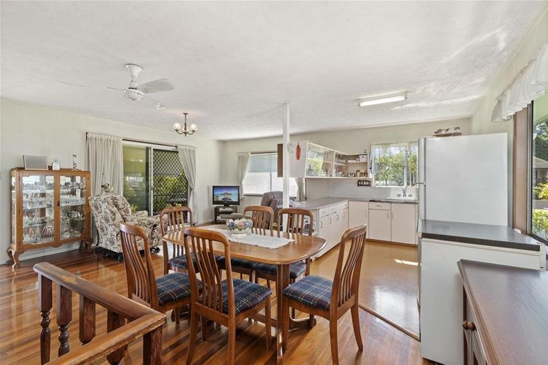 Photo - 26 Celebes Avenue, Palm Beach QLD 4221 - Image 2