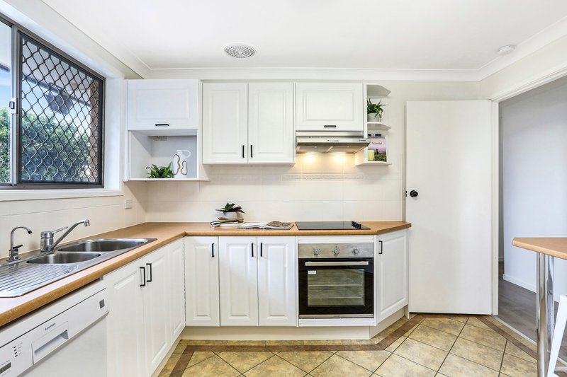 Photo - 26 Celebes Street, Ashtonfield NSW 2323 - Image 3