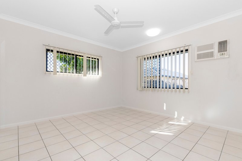 Photo - 26 Chaimberlane Place, Kirwan QLD 4817 - Image 4