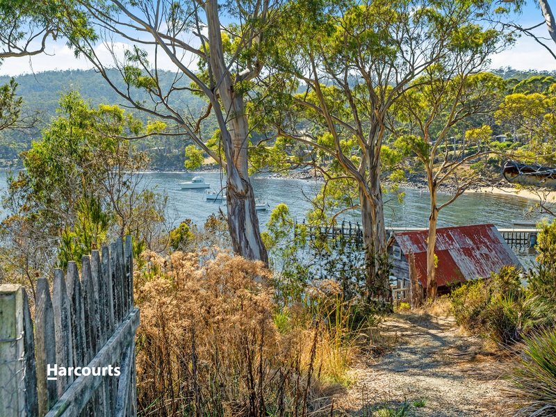 Photo - 26 Charlotte Cove Road, Charlotte Cove TAS 7112 - Image 9