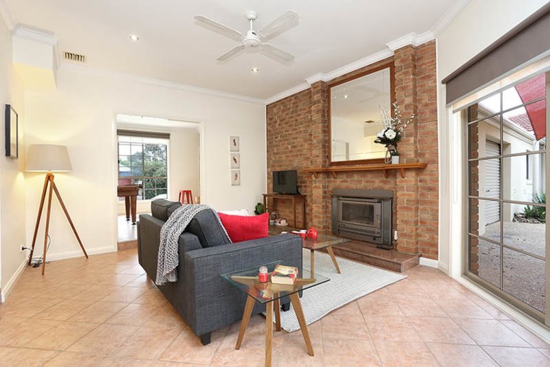 Photo - 26 Charlotte Road, Mill Park VIC 3082 - Image 6