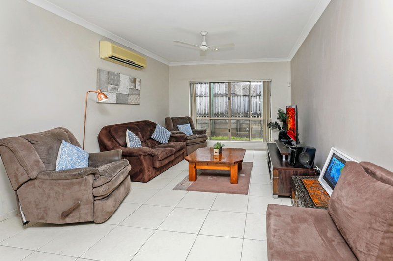 Photo - 26 Cliffdale Street, Bentley Park QLD 4869 - Image 7