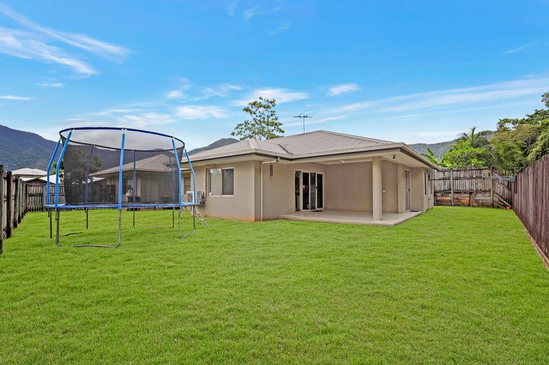 Photo - 26 Cliffdale Street, Bentley Park QLD 4869 - Image 14