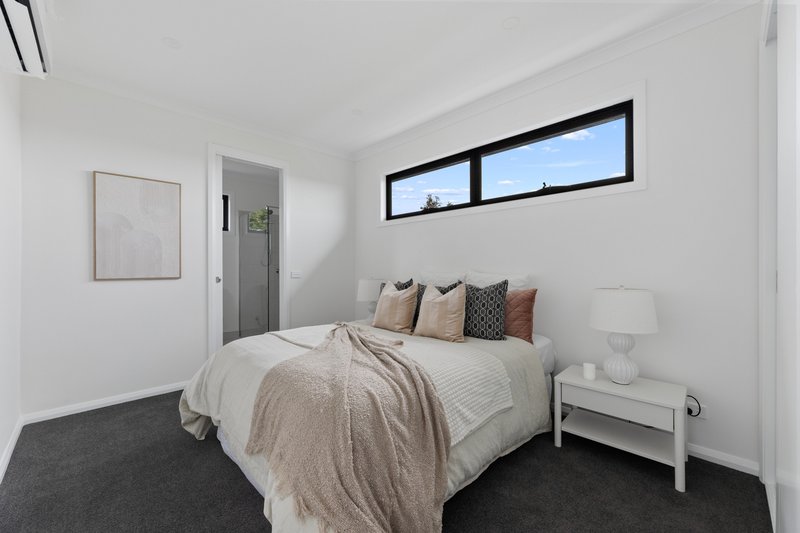 Photo - 2/6 Clovis Street, Oakleigh East VIC 3166 - Image 7