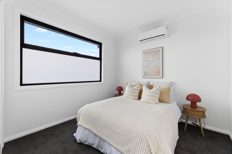 Photo - 2/6 Clovis Street, Oakleigh East VIC 3166 - Image 8