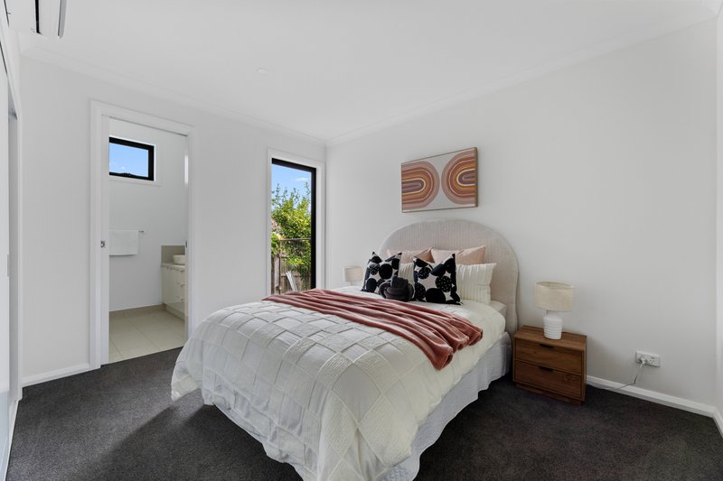 Photo - 2/6 Clovis Street, Oakleigh East VIC 3166 - Image 9