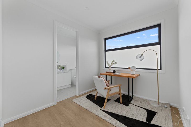 Photo - 2/6 Clovis Street, Oakleigh East VIC 3166 - Image 11