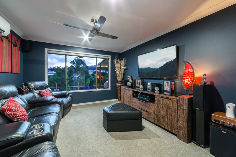 Photo - 26 Coachella Crescent, Upper Coomera QLD 4209 - Image 8