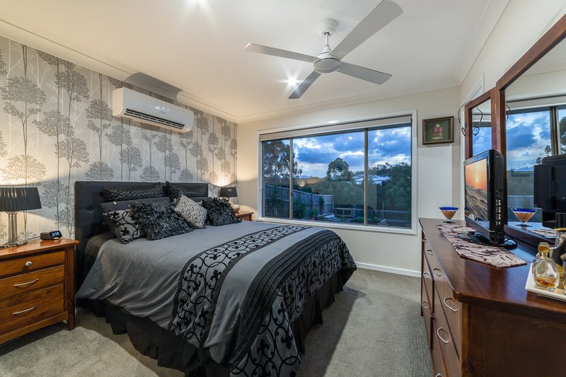 Photo - 26 Coachella Crescent, Upper Coomera QLD 4209 - Image 9