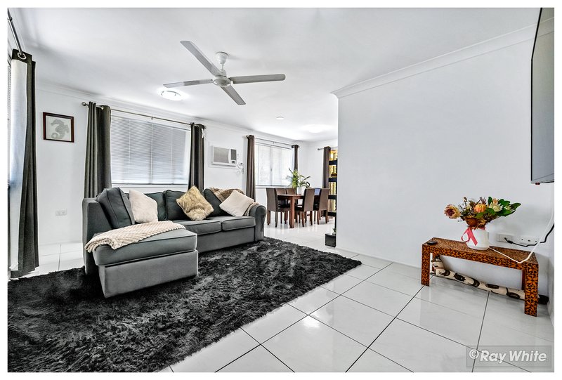 Photo - 26 Col Crescent, Parkhurst QLD 4702 - Image 5