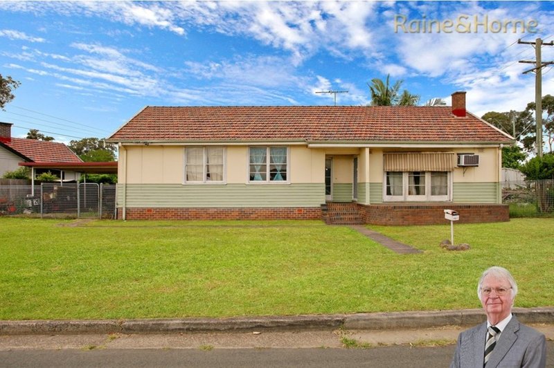 26 Commonwealth Crescent, North St Marys NSW 2760