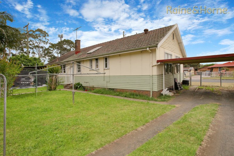 Photo - 26 Commonwealth Crescent, North St Marys NSW 2760 - Image 2