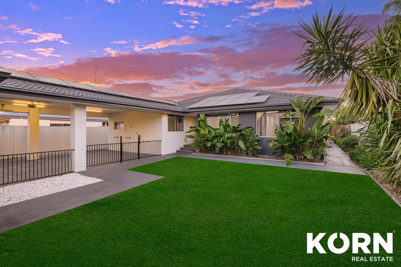 Photo - 26 Coobowie Street, Broadbeach Waters QLD 4218 - Image 5