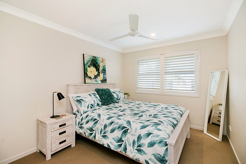 Photo - 2/6 Coogera Lane, Casuarina NSW 2487 - Image 11