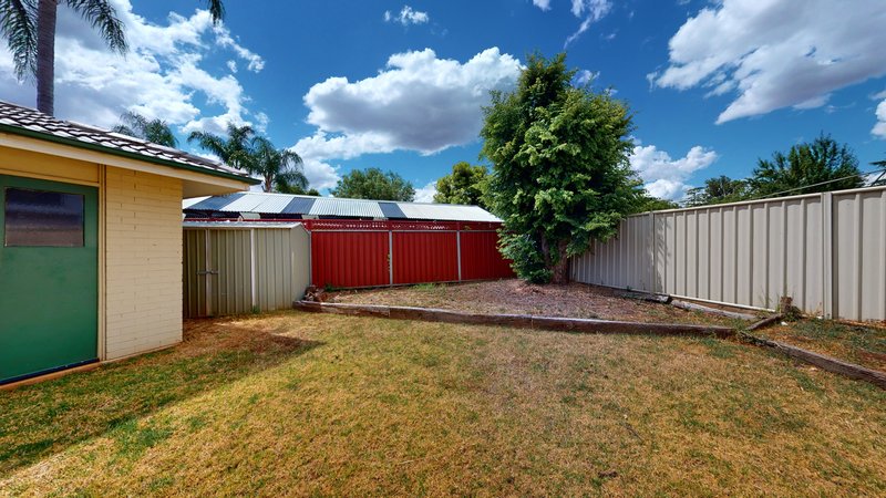 Photo - 26 Coral Crescent, Dubbo NSW 2830 - Image 14