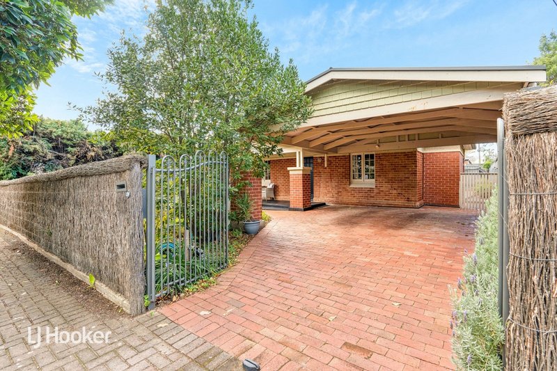 Photo - 26 Corinda Avenue, Kensington Park SA 5068 - Image 3