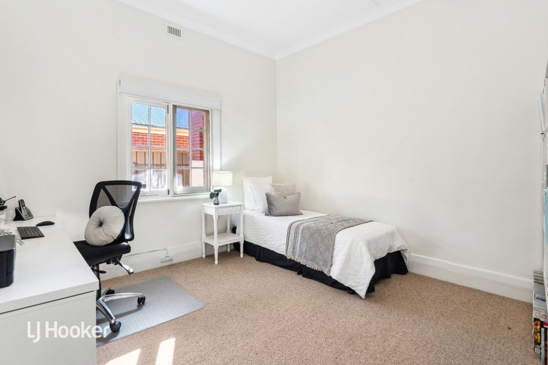 Photo - 26 Corinda Avenue, Kensington Park SA 5068 - Image 17