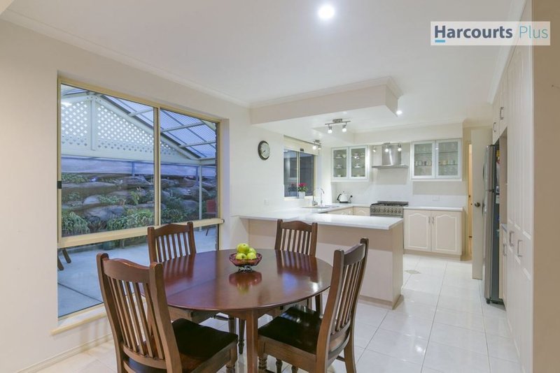 Photo - 26 Cormorant Drive, Hallett Cove SA 5158 - Image 6