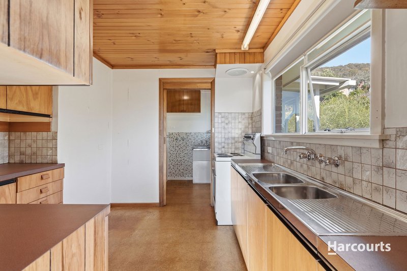 Photo - 26 Cottesloe Street, Lindisfarne TAS 7015 - Image 10