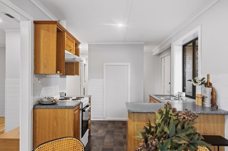 Photo - 26 Cowan Drive, Pooraka SA 5095 - Image 8