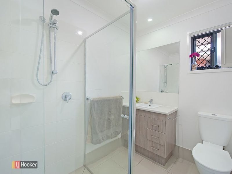 Photo - 2/6 Cowley Street, Mango Hill QLD 4509 - Image 10