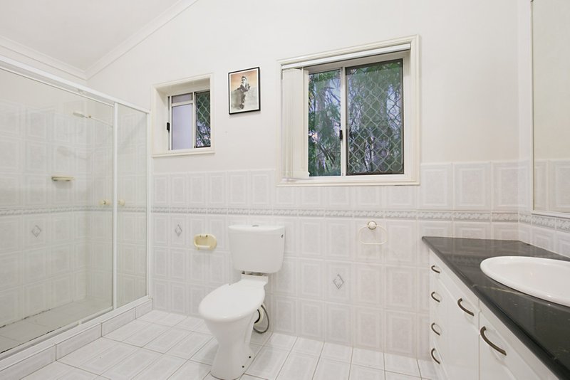 Photo - 26 Cowra Street, Tanah Merah QLD 4128 - Image 7