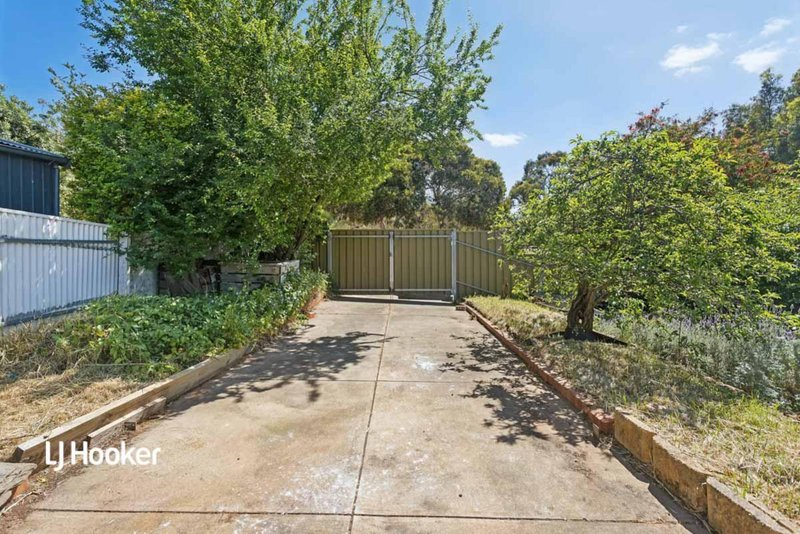 Photo - 26 Cronulla Drive, Redwood Park SA 5097 - Image 15