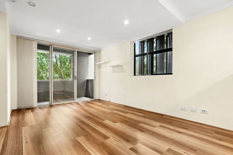 Photo - 2/6 Cross Street, Pyrmont NSW 2009 - Image 1