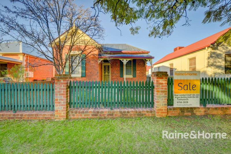 Photo - 26 Crown Street, Tamworth NSW 2340 - Image 3