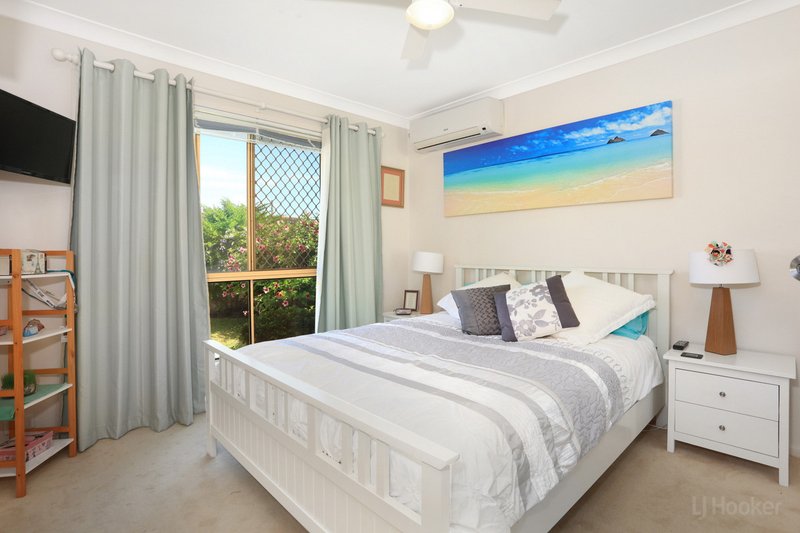 Photo - 2/6 Crystal Reef Drive, Coombabah QLD 4216 - Image 9