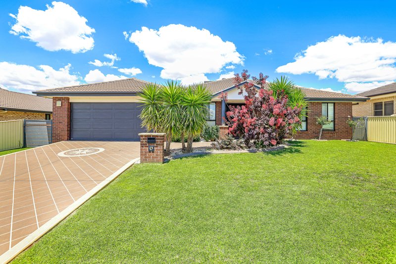 Photo - 26 Cunningham Street, Tamworth NSW 2340 - Image 2