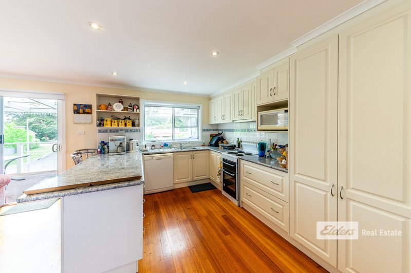 Photo - 26 Currawong Close, Raymond Island VIC 3880 - Image 16