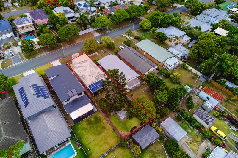 Photo - 26 Cutts St , Margate QLD 4019 - Image 4