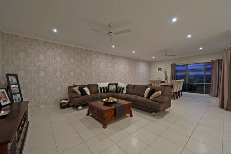 Photo - 26 Daintree Drive, Coomera QLD 4209 - Image 7