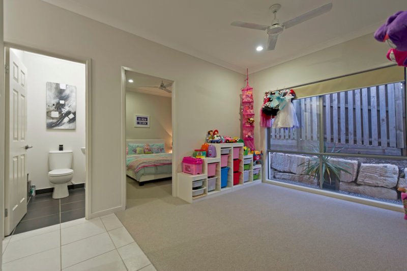 Photo - 26 Daintree Drive, Coomera QLD 4209 - Image 16