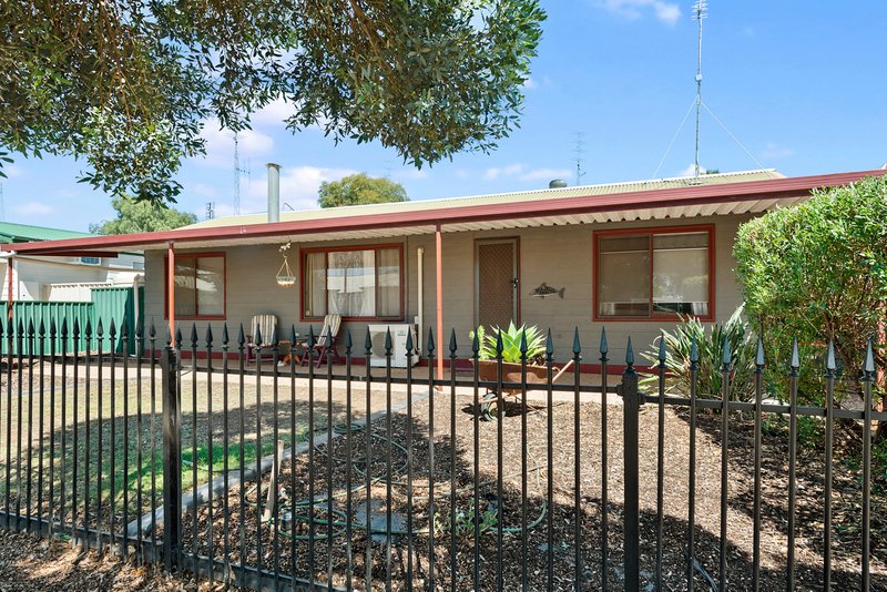 Photo - 26 Daly Street, Wallaroo SA 5556 - Image 2