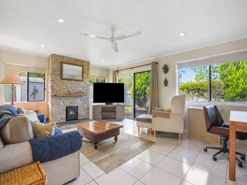 Photo - 26 Davina Street, Shailer Park QLD 4128 - Image 5