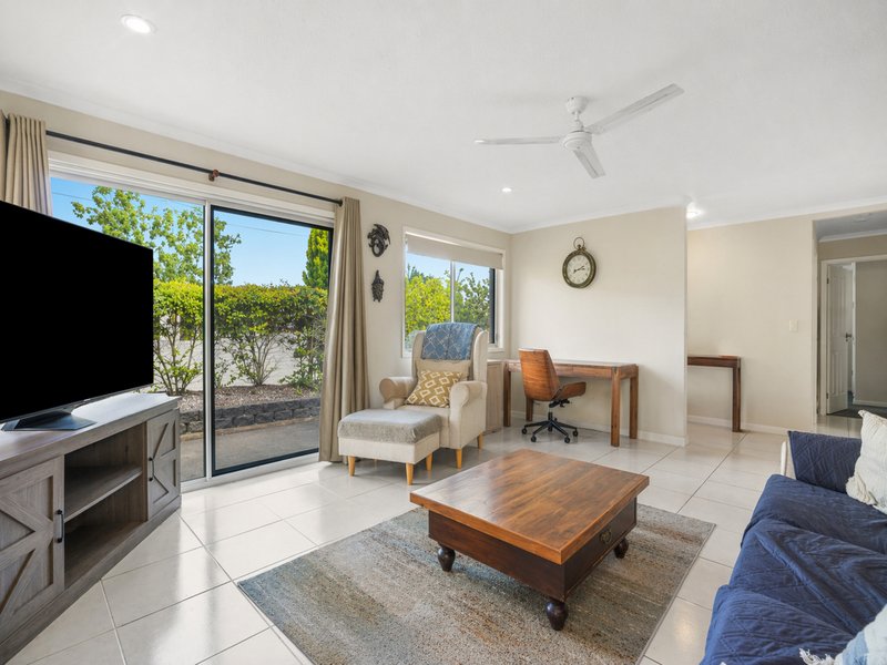 Photo - 26 Davina Street, Shailer Park QLD 4128 - Image 6