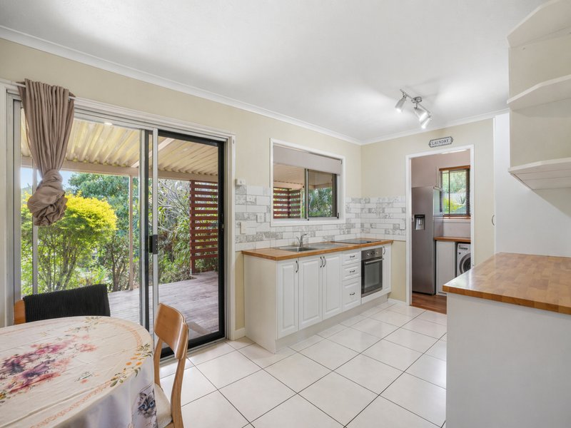Photo - 26 Davina Street, Shailer Park QLD 4128 - Image 9