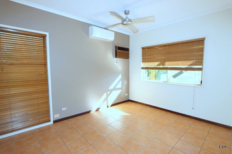 Photo - 26 Dawn Crescent, Emerald QLD 4720 - Image 13