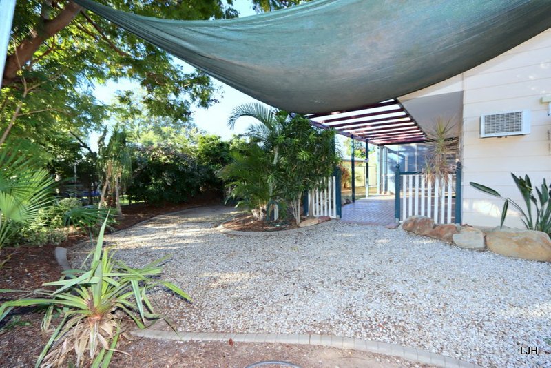 Photo - 26 Dawn Crescent, Emerald QLD 4720 - Image 19