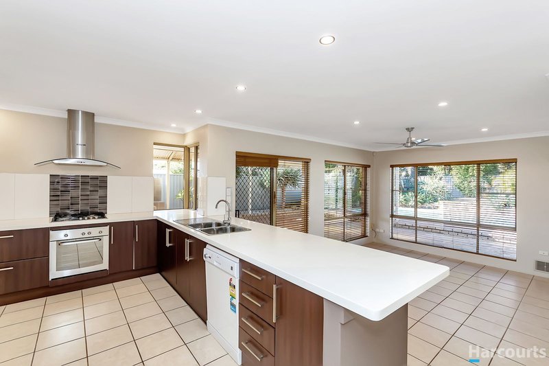 Photo - 26 Dawson Street, Beldon WA 6027 - Image 7