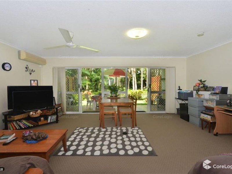 Photo - 2/6 Deauville Close, Yorkeys Knob QLD 4878 - Image 7