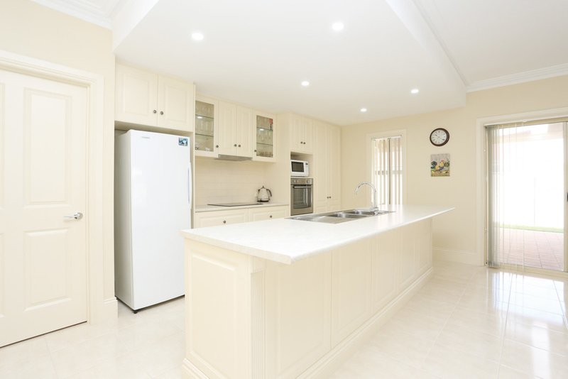 Photo - 26 Deland Avenue, Gawler East SA 5118 - Image 5