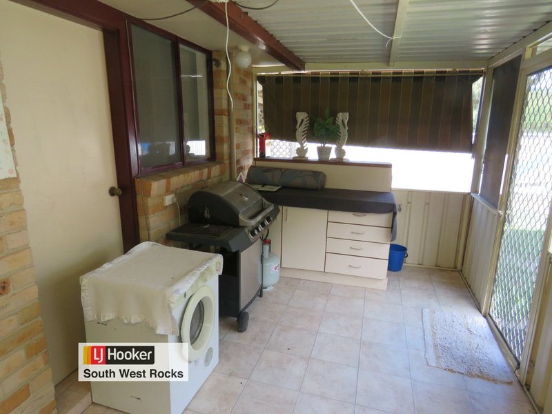 Photo - 26 Delmer Close, South West Rocks NSW 2431 - Image 14