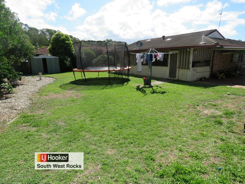 Photo - 26 Delmer Close, South West Rocks NSW 2431 - Image 17