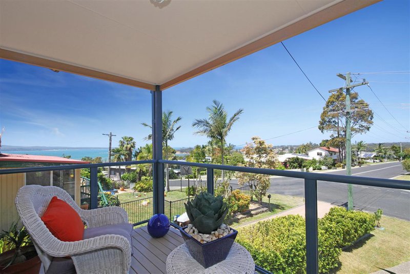 Photo - 26 Derribong Avenue, Catalina NSW 2536 - Image 6